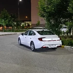 Hyundai Sonata 2022