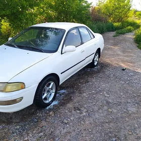 Toyota Carina 1992