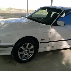 BMW 525 1992