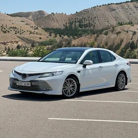 Toyota Camry 2018