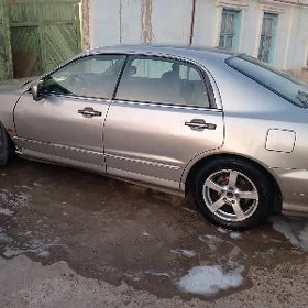 Mitsubishi Diamante 1995