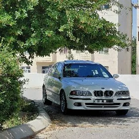 BMW E39 2002
