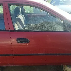mazda 323