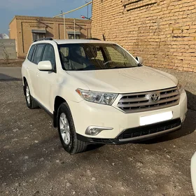 Toyota Highlander 2011