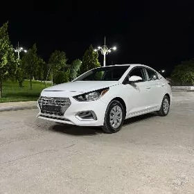 Hyundai Accent 2023