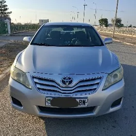 Toyota Camry 2011
