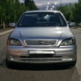 Opel Astra 2003