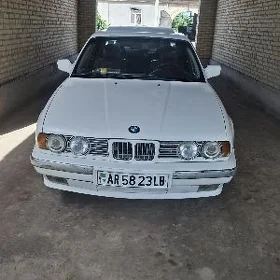 BMW 525 1990