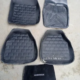 kowrik karolla