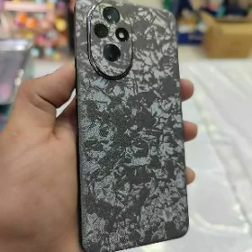 Honor200