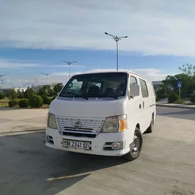 Nissan Urvan 2007