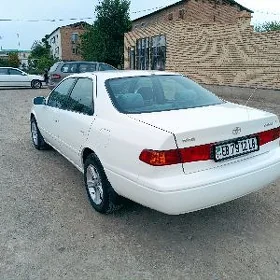 Toyota Camry 2000