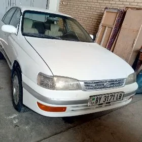Toyota Corona 1995
