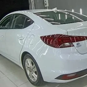 Hyundai Elantra 2020