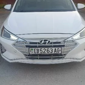 Hyundai Elantra 2019