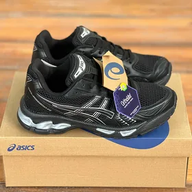asics krasowka