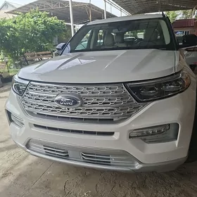 Ford Explorer 2021