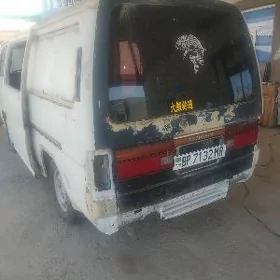 Toyota Hiace 1999