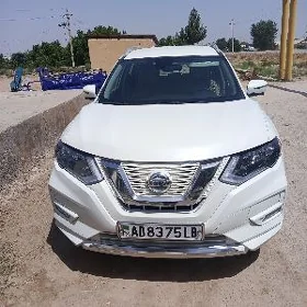 Nissan Rogue 2020