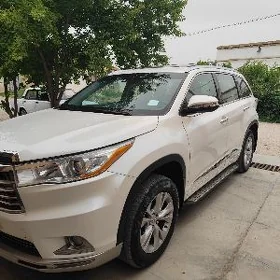 Toyota Highlander 2016