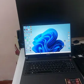 Ноутбук Msi