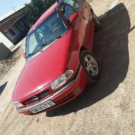 Opel Astra 1998