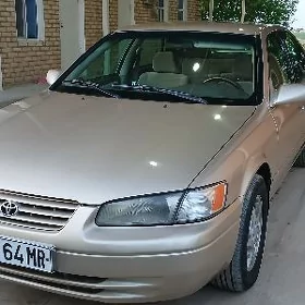 Toyota Camry 1998