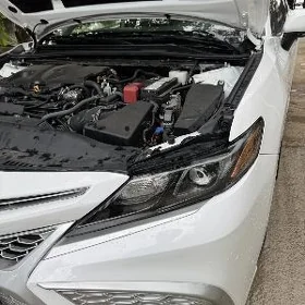 Fara Camry 2022 Se