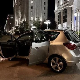 Opel Meriva 2013
