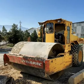 Kato CL35 2008