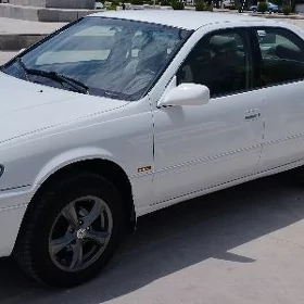 Toyota Camry 1998