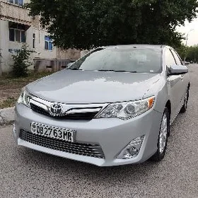 Toyota Camry 2012
