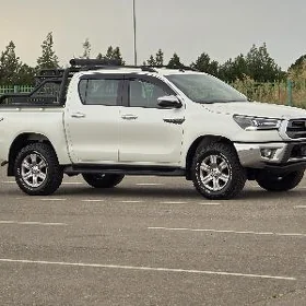 Toyota Hilux 2021