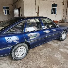 Opel Vectra 1990