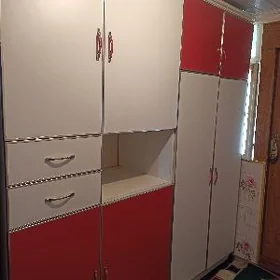 şkaf