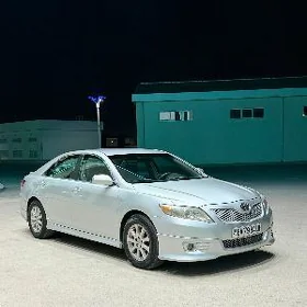 Toyota Camry 2011