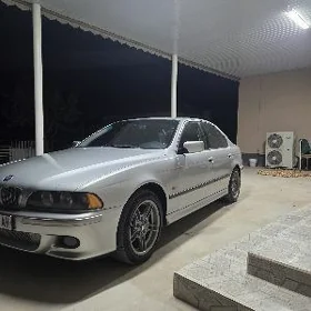 BMW E39 1998