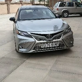 Toyota Camry 2023