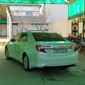 Toyota Camry 2012