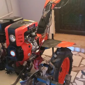 mini traktor