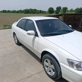 Toyota Camry 2000