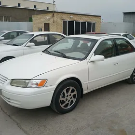 Toyota Camry 1998