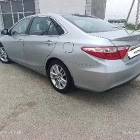 Toyota Camry 2017