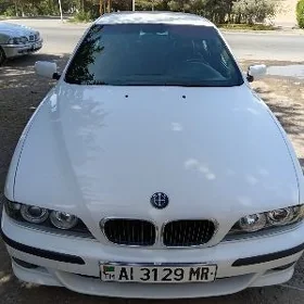 BMW E39 1999
