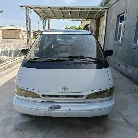 Toyota Previa 1991