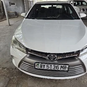 Toyota Camry 2017
