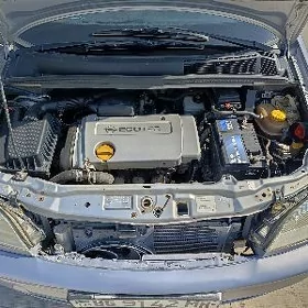 Opel Zafira 2002