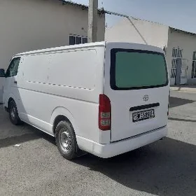 Toyota Hiace 2006