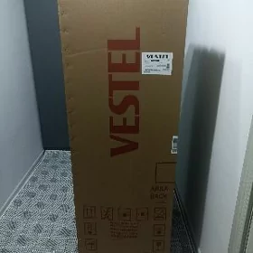 Holodinnik westal 240 liter.