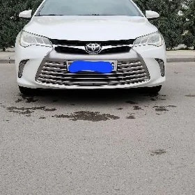 Toyota Camry 2016